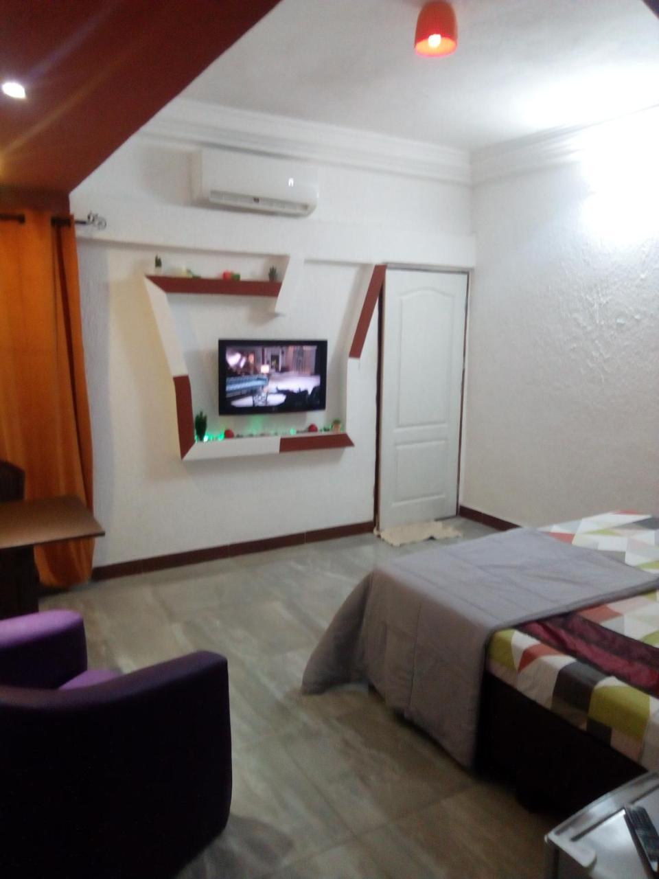 Senateur Hotel Agontinkon Котону Экстерьер фото