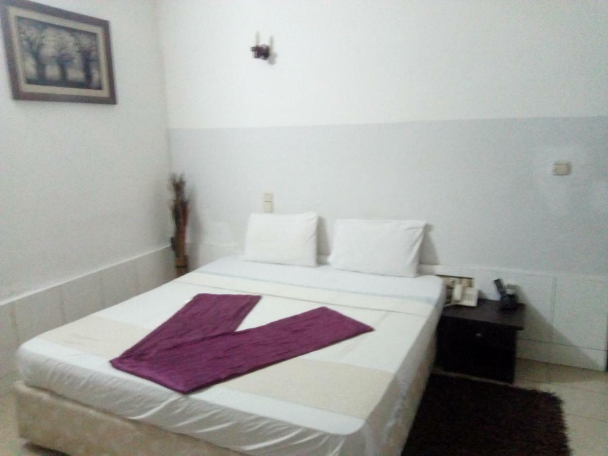 Senateur Hotel Agontinkon Котону Экстерьер фото