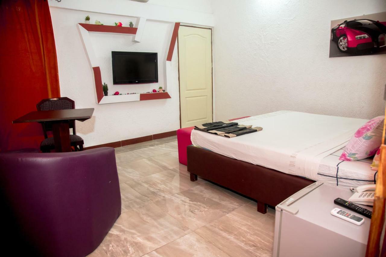 Senateur Hotel Agontinkon Котону Экстерьер фото